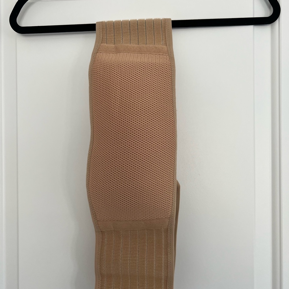 NWOT Maternity Belt Belly Support Nude
